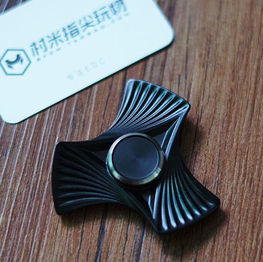 液態(tài)金屬指尖陀螺 村米指尖陀螺